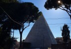 Piramide em Roma