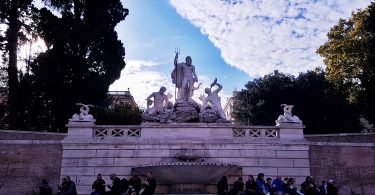 Piazza del Popolo, suas curiosidades e atrações - EmRoma.com
