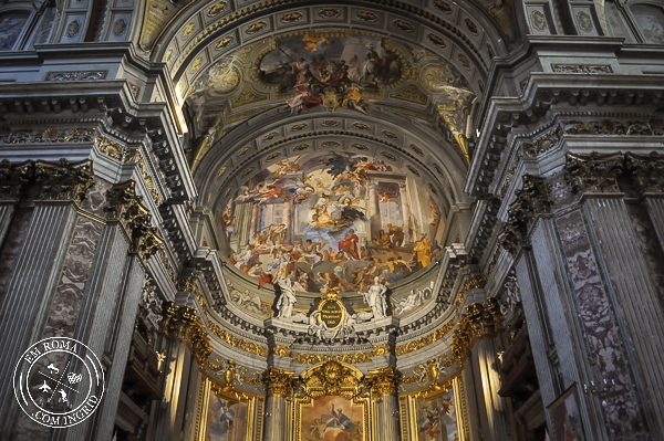 Igreja de Santo Inácio de Loyola e suas pinturas incríveis