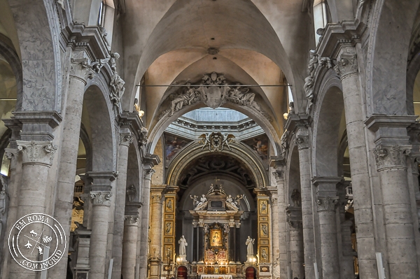 Basílica Santa Maria do Povo em Roma